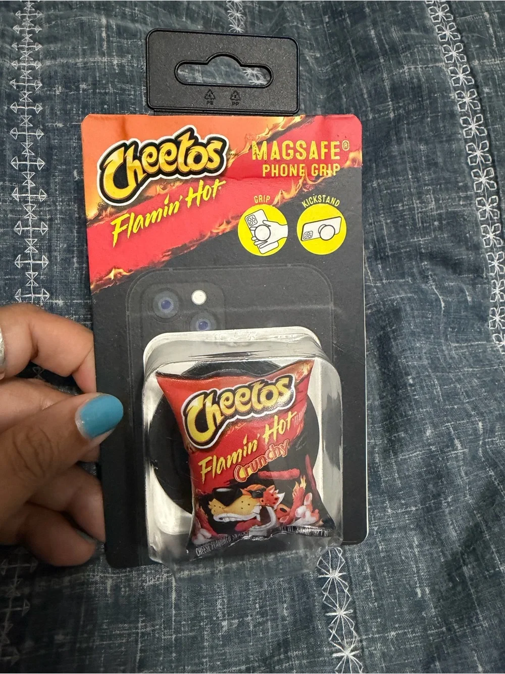 Cheetos Flamin' Hot MagSafe Phone Grip - Black/Red